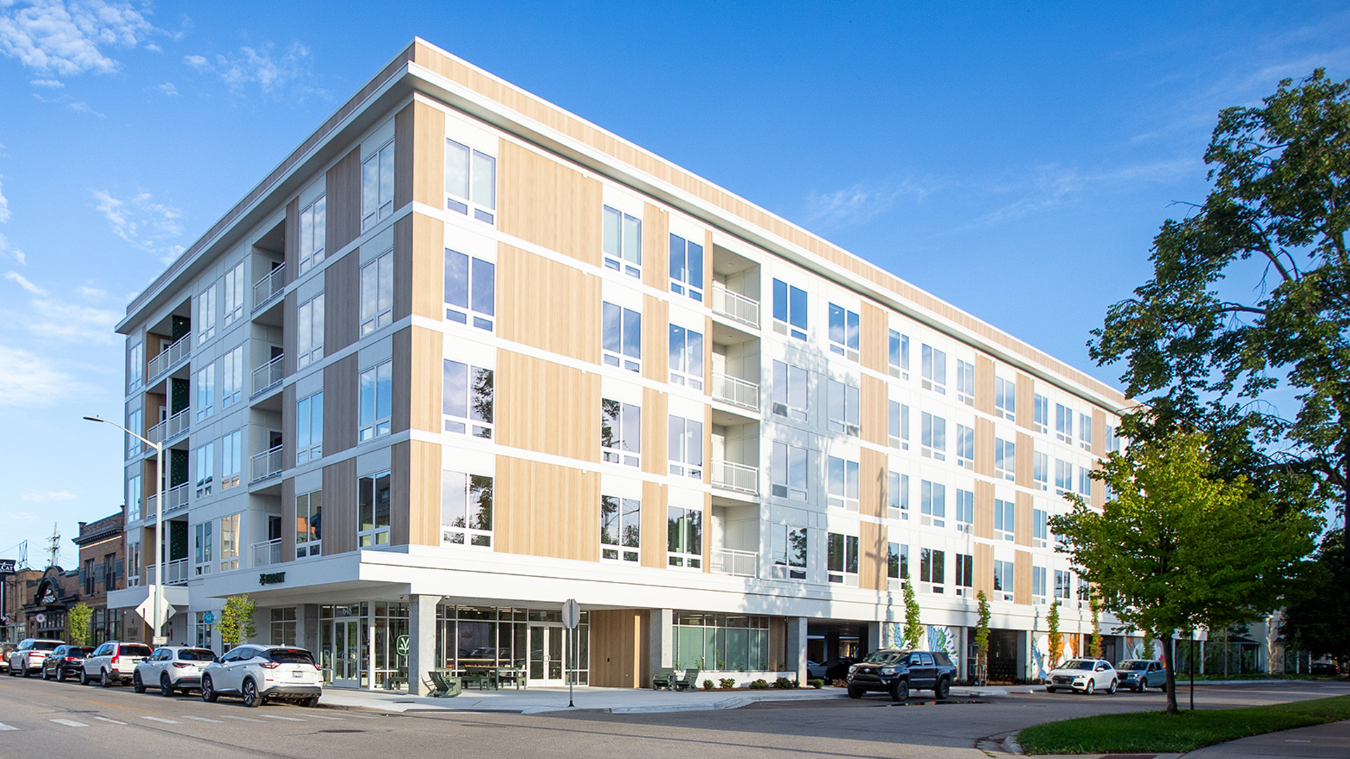 Exterior-SE-WEB